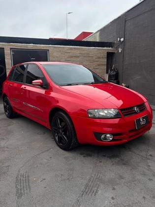 FIAT STILO 1.8 MPI SP 8V FLEX 4P AUTOMATIZADO FIAT STILO 1.8 MPI SP 8V FLEX 4P AUTOMATIZADO